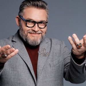 Александр Васильев