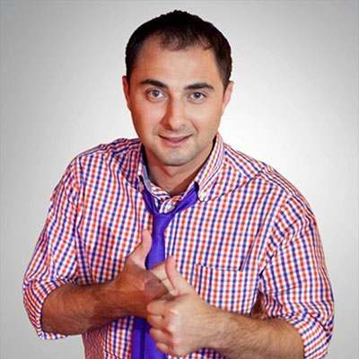 Демис Карибидис