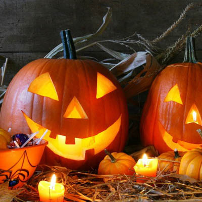 Scarved jack-o-lanterns