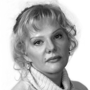 Александра Захарова