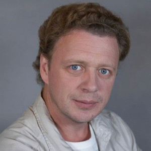 Олег Леушин